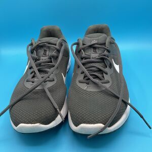 Nike Revolution 6 Next Nature DC3728-004 Men's Gray/White Running Shoes 9.5